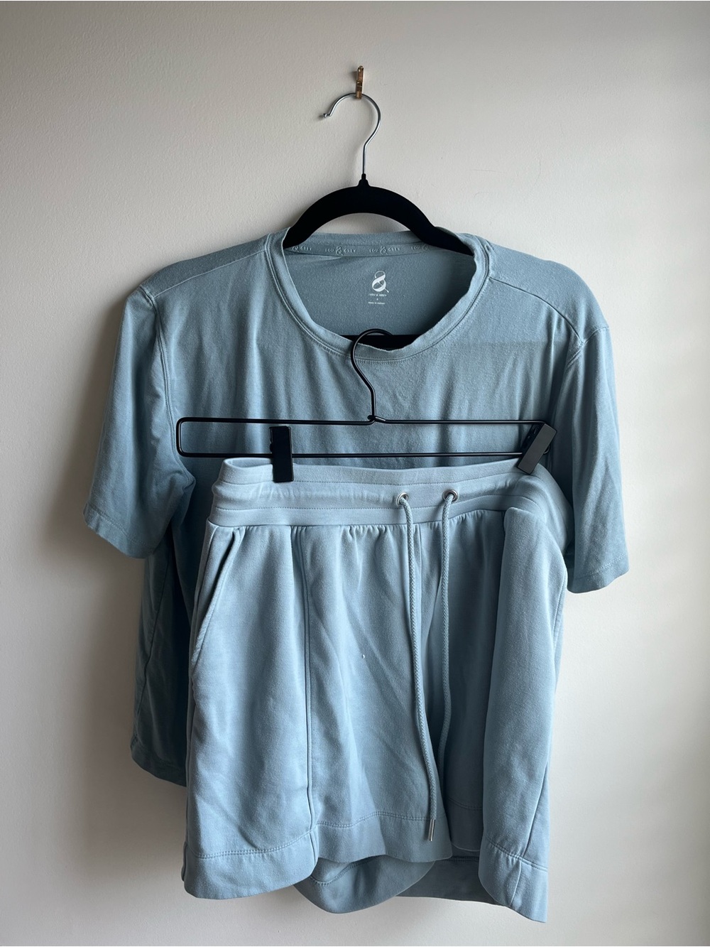 $15 Loft - M scuba shorts matching set